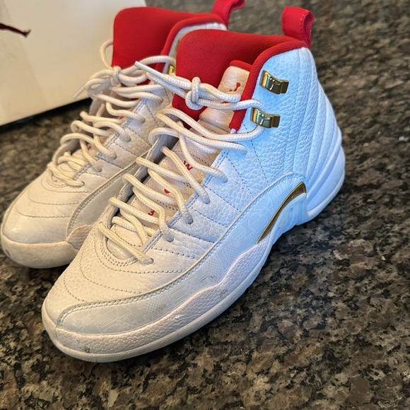 Air Jordan 12 Retro jumpman Two Trey EUC 5.5Y - Picture 15 of 17